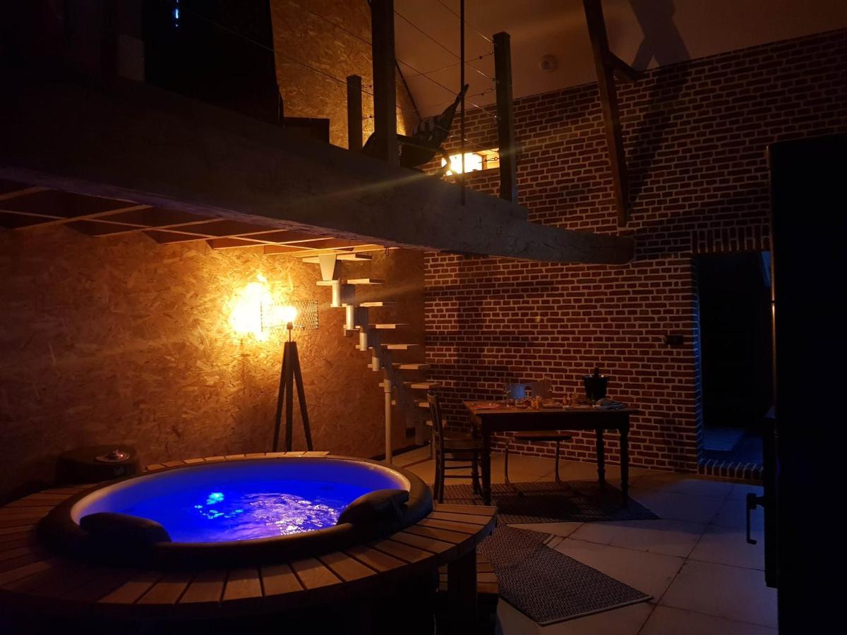 Au Soleil Vert - Chambre De Charme Avec Spa Et Sauna Prives Zeggers-Cappel Dış mekan fotoğraf